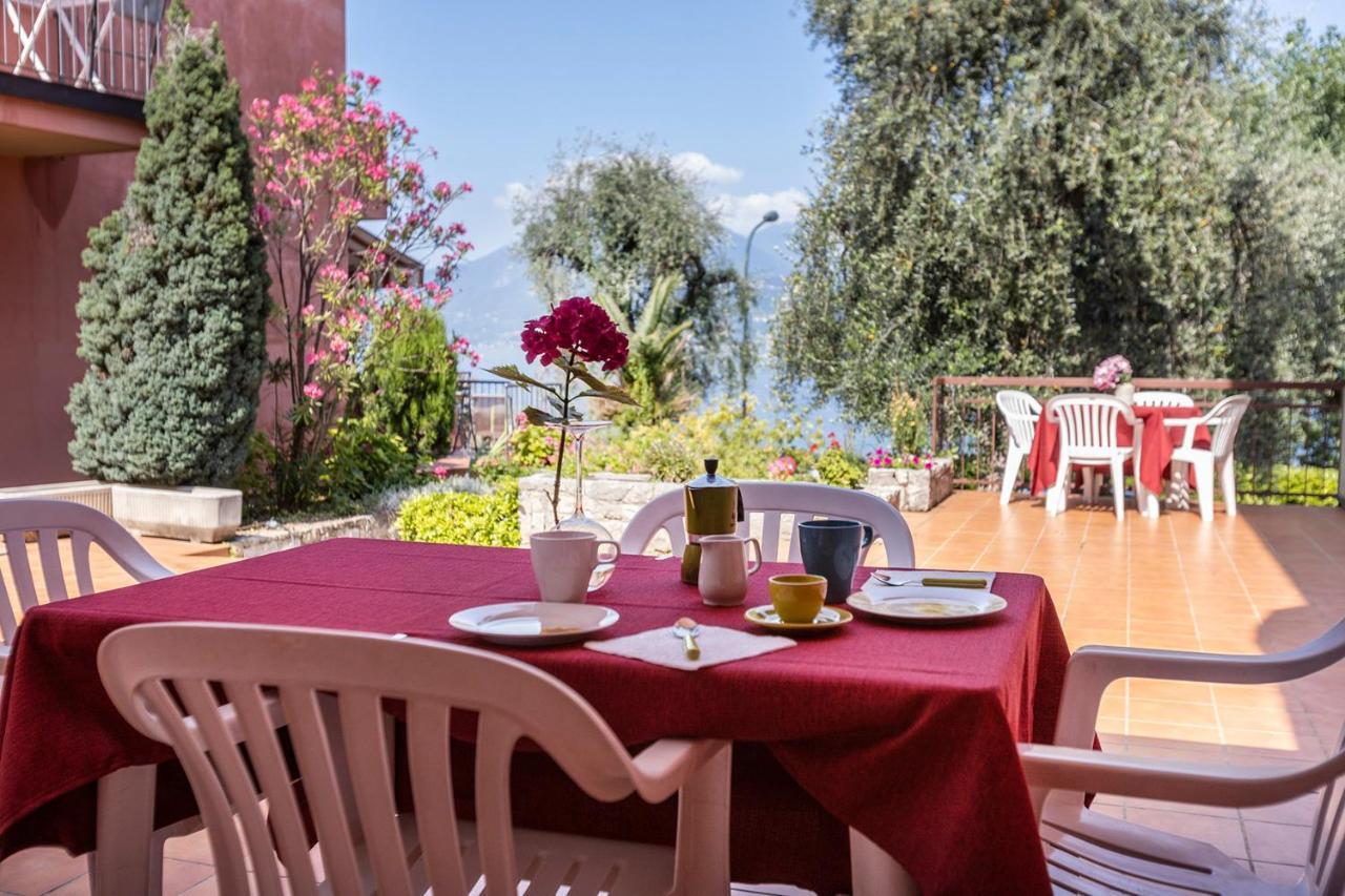 Residence Villa Al Lido Бренцоне-суль-Гарда Екстер'єр фото