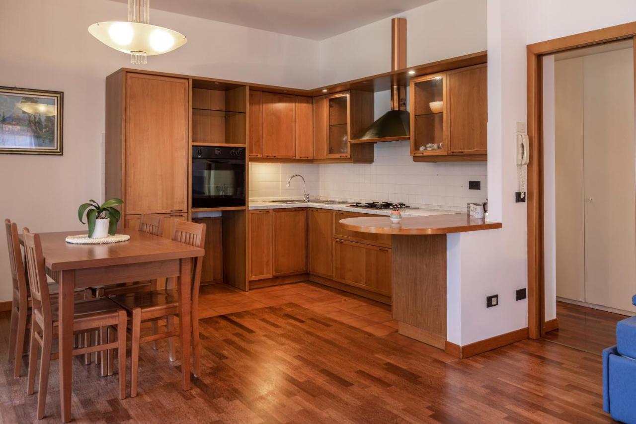 Residence Villa Al Lido Бренцоне-суль-Гарда Екстер'єр фото
