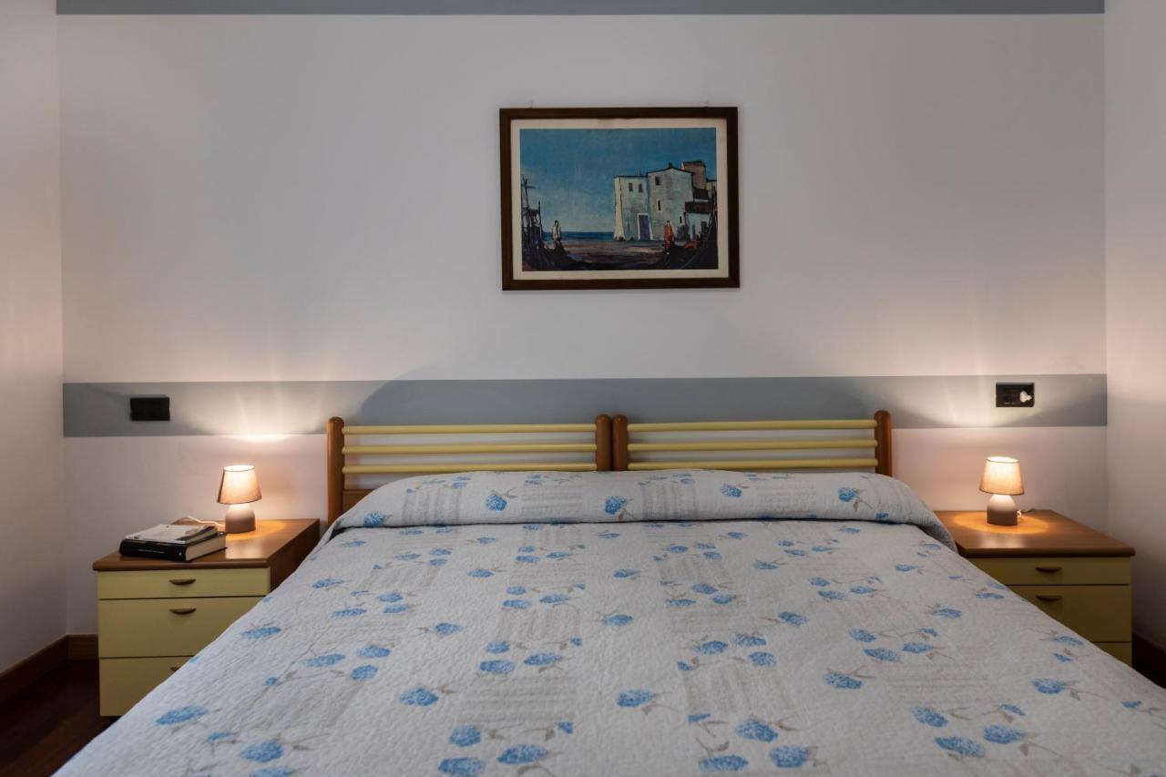 Residence Villa Al Lido Бренцоне-суль-Гарда Екстер'єр фото