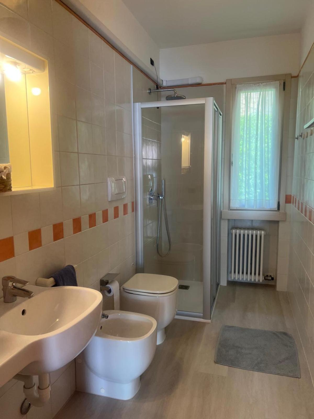 Residence Villa Al Lido Бренцоне-суль-Гарда Екстер'єр фото