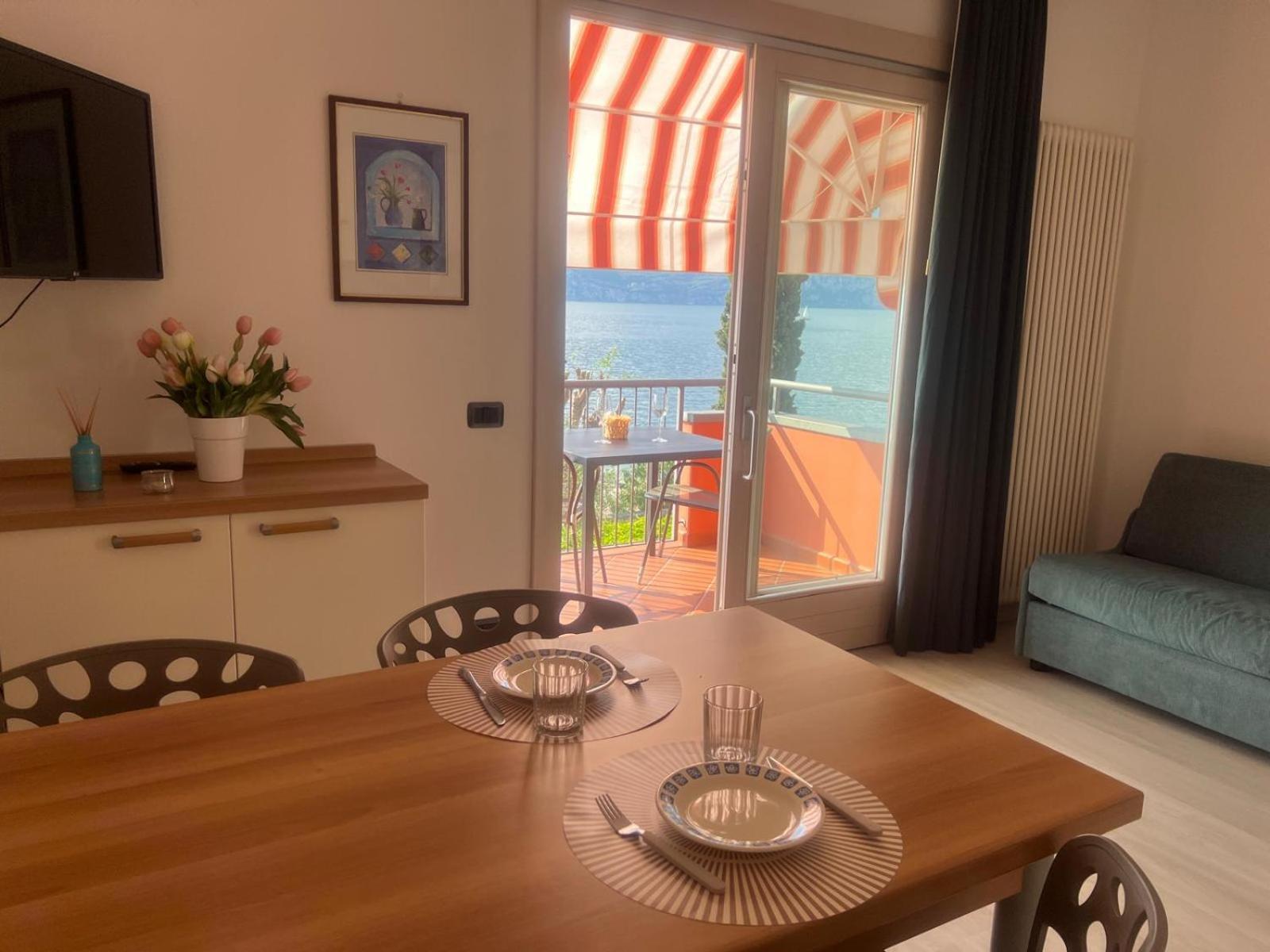 Residence Villa Al Lido Бренцоне-суль-Гарда Екстер'єр фото