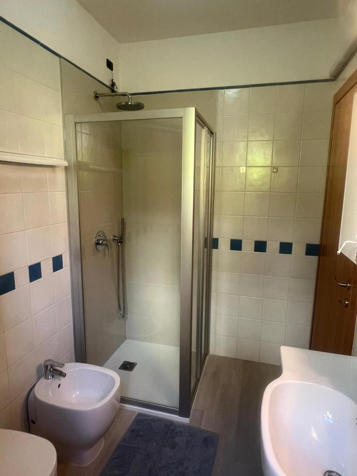Residence Villa Al Lido Бренцоне-суль-Гарда Екстер'єр фото
