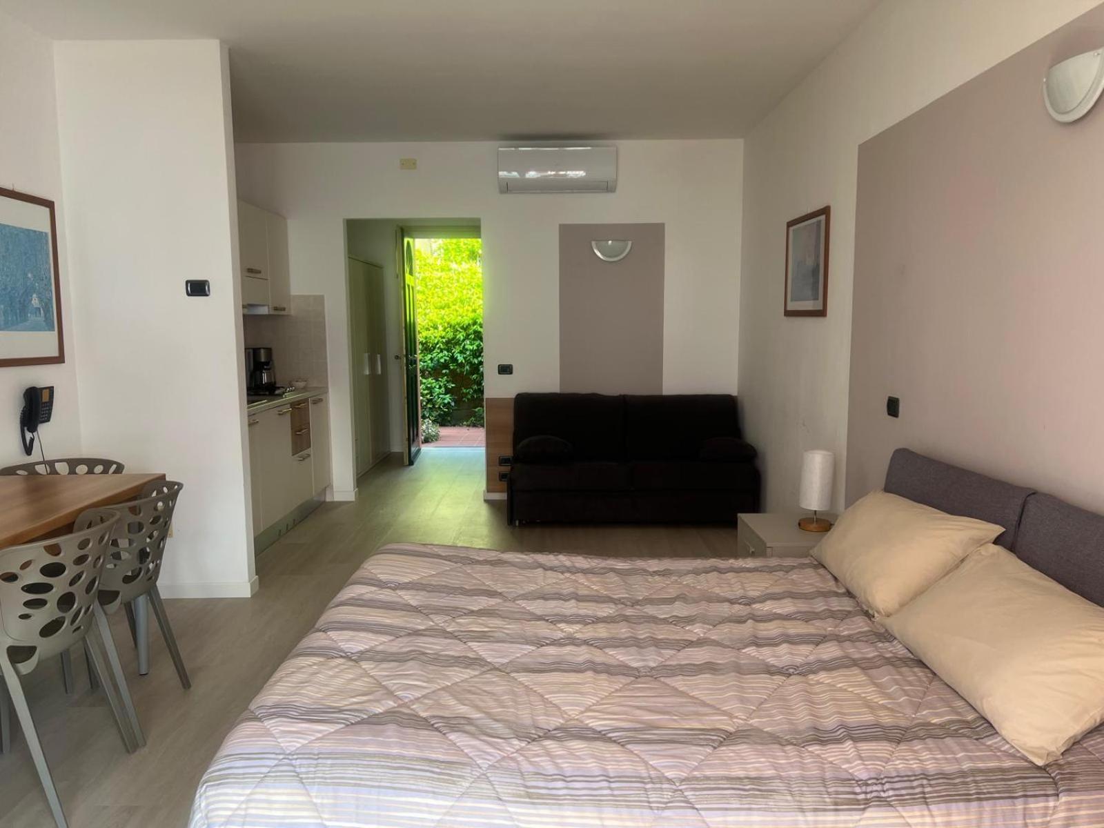 Residence Villa Al Lido Бренцоне-суль-Гарда Екстер'єр фото